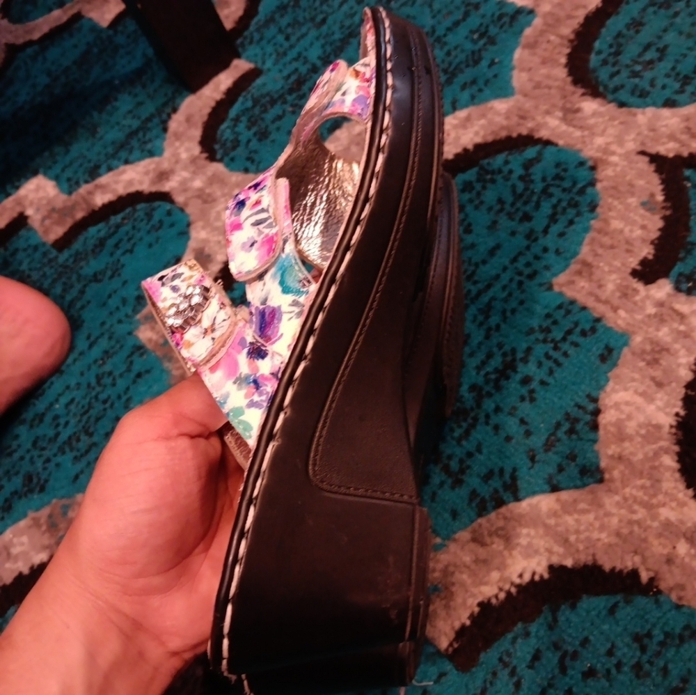 Alegria Strappy Floral Slide Comfort Sandals Women's Size 38 7 adjustable Straps - Picture 3 of 6